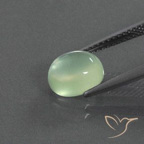 Prehnite Verde giallastro pallido naturale da 2.24 ct, Ovale, Trasparente/Traslucido