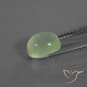 Prehnite Verde medio naturale da 2.73 ct, Ovale, Trasparente/Traslucido