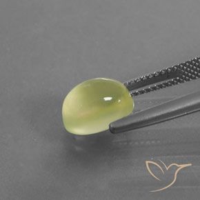 Prehnite Giallo chiaro naturale da 3.39 ct, Ovale, Trasparente/Traslucido