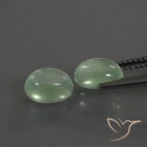 Gemme di Prehnite Verde caldo naturale da 3.04 ct, Ovale, Trasparente
