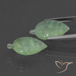 Gemme di Prehnite Verde Pera Pallido naturale da 11.27 ct, Taglio a fantasia, Traslucido