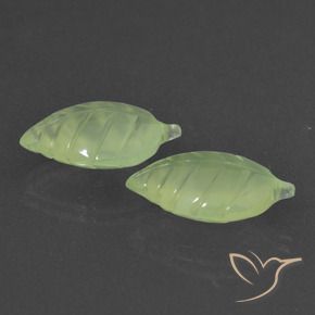 Gemme di Prehnite Verde Pera Pallido naturale da 12.86 ct, Taglio a fantasia, Traslucido