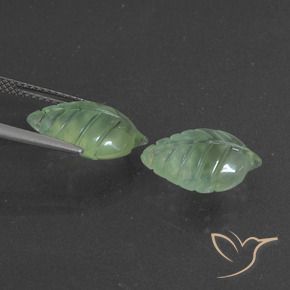 Gemme di Prehnite Verde Pera Chiaro naturale da 9.01 ct, Taglio a fantasia, Traslucido