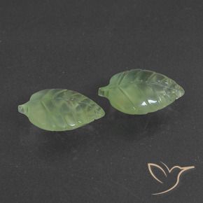 Gemme di Prehnite Verde medio naturale da 14.77 ct, Taglio a fantasia, Traslucido