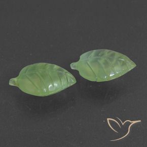 Gemme di Prehnite Verde medio naturale da 12.85 ct, Taglio a fantasia, Traslucido