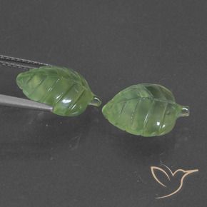 Gemme di Prehnite Verde medio naturale da 7.88 ct, Taglio a fantasia, Traslucido