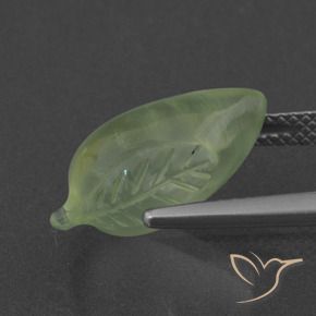 Prehnite Verde Pera Pallido naturale da 7.94 ct, Taglio a fantasia, Traslucido