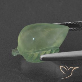 Prehnite Verde lime chiaro naturale da 8.08 ct, Taglio a fantasia, Traslucido
