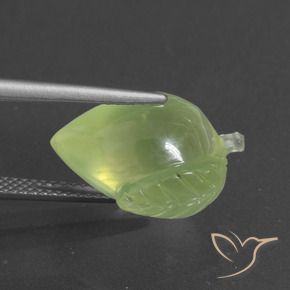Prehnite Verde giallastro naturale da 11.75 ct, Taglio a fantasia, Traslucido
