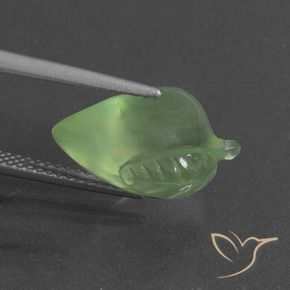 Prehnite Verde medio naturale da 8.27 ct, Taglio a fantasia, Traslucido
