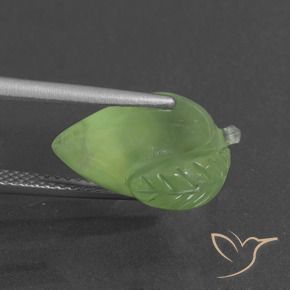 Prehnite Verde medio naturale da 8.73 ct, Taglio a fantasia, Traslucido