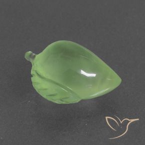 Prehnite Verde giallastro naturale da 8.87 ct, Taglio a fantasia, Traslucido