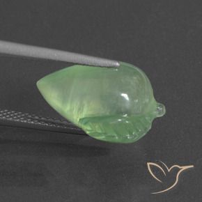 Prehnite Verde medio naturale da 8.31 ct, Taglio a fantasia, Traslucido