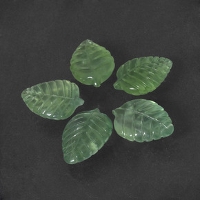 Prehnite naturale verde da 20,29 ct, forma fantasia, traslucido