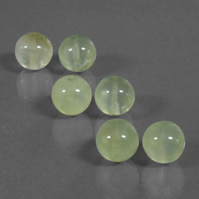 Prehnite naturale verde da  ct, sfera / palla, traslucido