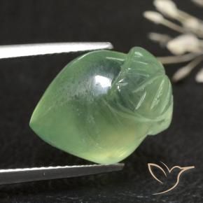 Prehnite Verde oliva naturale da 13.18 ct, Taglio a fantasia, Trasparente