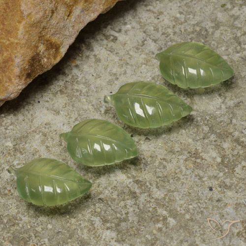 23.73ctw Naturale Verde lime Prehnite, Taglio a fiore, Trasparente