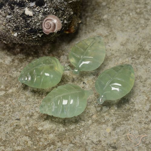 17.67ctw Naturale Verde lime chiaro Prehnite, Taglio a fiore, Trasparente