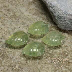 Gemme di Prehnite Pera Verde naturale da 16.96 ct, Taglio a fiore, Trasparente