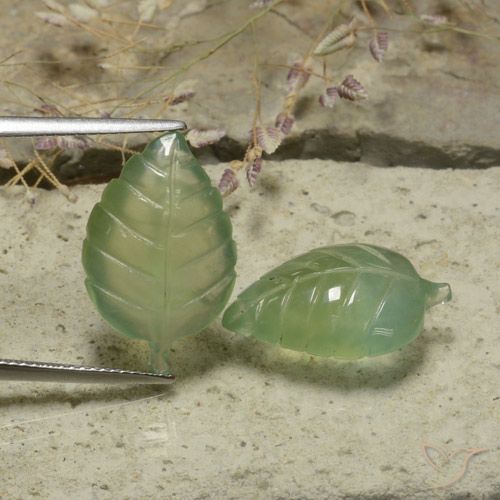 17.47ctw Naturale Verde caldo Prehnite, Taglio a fiore, Traslucido