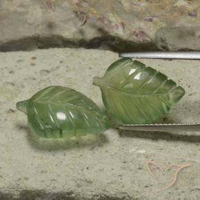 Gemme di Prehnite Verde medio naturale da 17.42 ct, Taglio a fiore, Traslucido