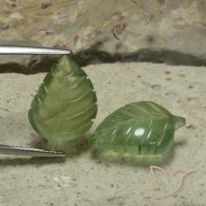Gemme di Prehnite Verde medio naturale da 17.42 ct, Taglio a fiore, Traslucido