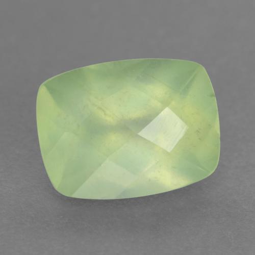 Prehnite naturale verde da 1,50 ct, taglio a cuscino, traslucido