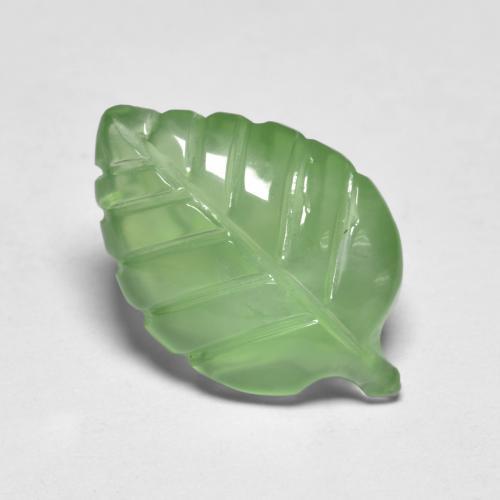 Prehnite naturale verde da 4,92 ct, forma fantasia, trasparente
