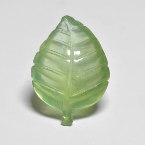 Prehnite naturale verde da 9,34 ct, forma fantasia, trasparente
