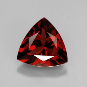 Granato piropo naturale rosso da 1,79 ct, trillion, VS