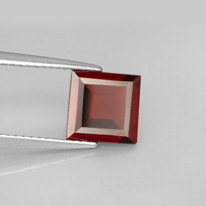 Granato piropo naturale rosso da 2,23 ct, quadrato, VS