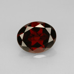 Granato Piropo Rosso scuro naturale da 2.95 ct, Taglio ovale, VS