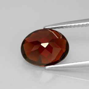 Granato Piropo Rosso scuro naturale da 2.95 ct, Taglio ovale, VS