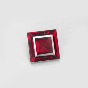 Granato piropo naturale rosso da 2,40 ct, quadrato, VS