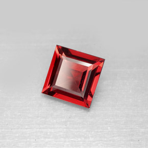 Granato Piropo Rosso naturale da 2.33 ct, Quadrato, VS