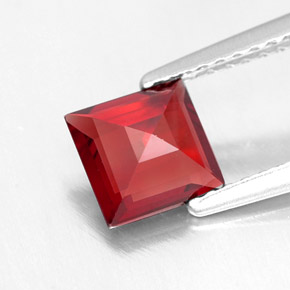 Granato piropo naturale rosso da 1,03 ct, quadrato, VVS-VS