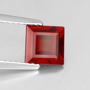 Granato Piropo Rosso scuro naturale da 1.11 ct, Quadrato, VVS-VS