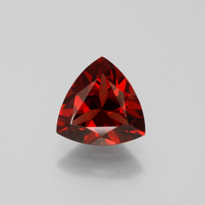 Granato Piropo Rosso scuro naturale da 1.85 ct, Taglio trillion, VVS