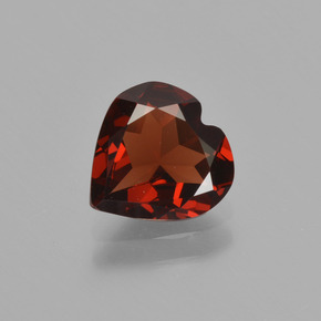 Granato Piropo Rosso naturale da 1.50 ct, A forma di cuore, VVS-VS