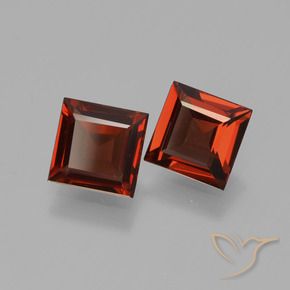 Gemme di Granato Piropo Rosso scuro naturale da 1.45 ct, Quadrato, VVS-VS