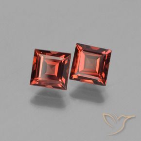 Gemme di Granato Piropo Rosso scuro naturale da 1.46 ct, Quadrato, VVS-VS
