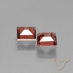 Gemme di Granato Piropo Rosso medio naturale da 1.41 ct, Quadrato, VVS-VS
