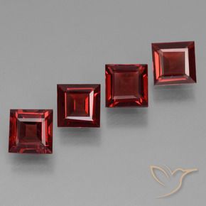 Gemme di Granato Piropo Rosso Sangue Profondo naturale da 2.46 ct, Quadrato, VS