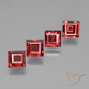 Gemme di Granato Piropo Rosso Sangue Profondo naturale da 2.77 ct, Quadrato, VS