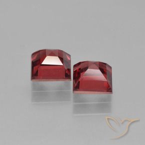 Gemme di Granato Piropo Rosso scarlatto profondo naturale da 1.79 ct, Quadrato, VS