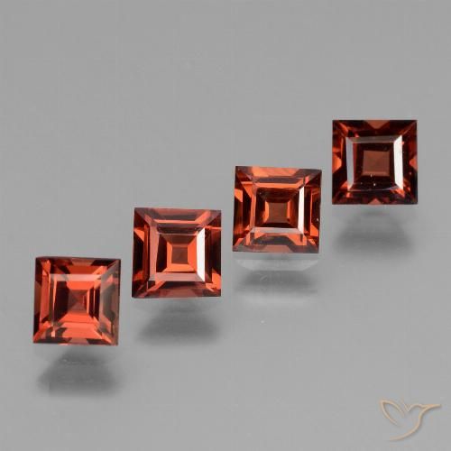 2.82ctw Naturale Rosso medio Granato Piropo, Quadrato, VVS-VS