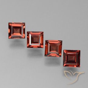 Gemme di Granato Piropo Rosso medio naturale da 2.67 ct, Quadrato, VS