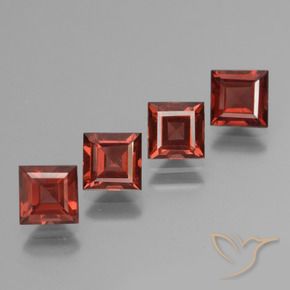 Gemme di Granato Piropo Rosso medio naturale da 3.28 ct, Quadrato, VS