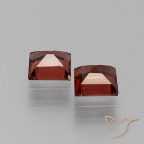 Gemme di Granato Piropo Rosso scuro naturale da 1.35 ct, Quadrato, VS