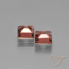 Gemme di Granato Piropo Rosso scarlatto naturale da 1.66 ct, Quadrato, VVS-VS